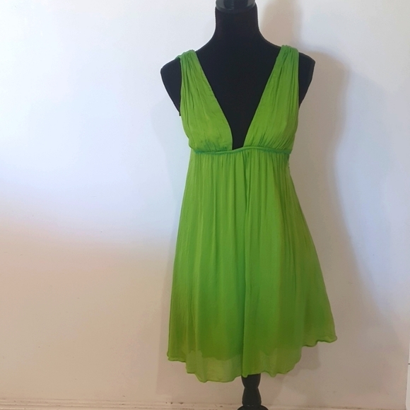 Dresses & Skirts - Pierucci Size XS (approx 8) 90s Style 100% Silk Dress